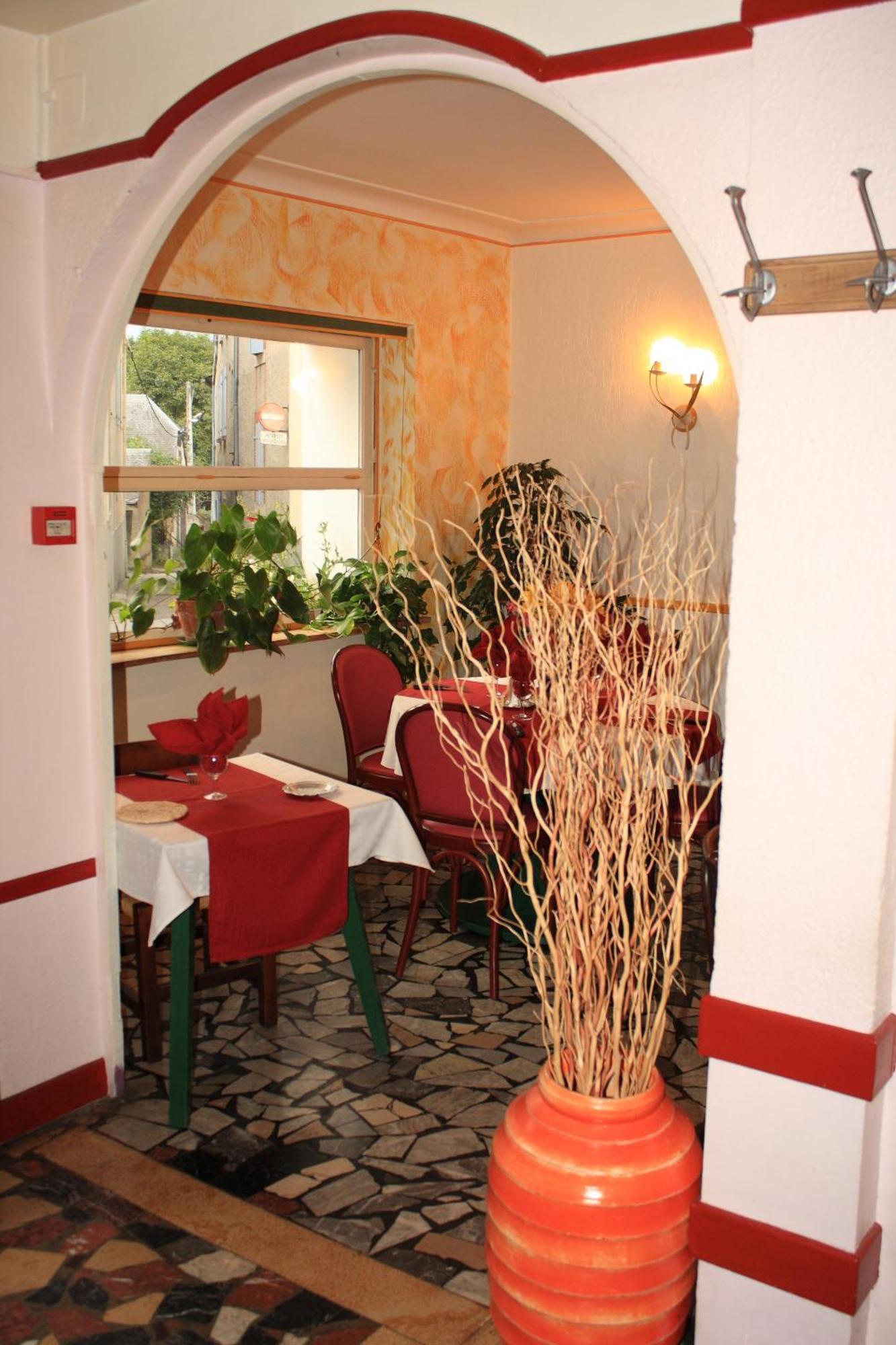 Hotel Le Bearn Bagnères-de-Bigorre المظهر الخارجي الصورة